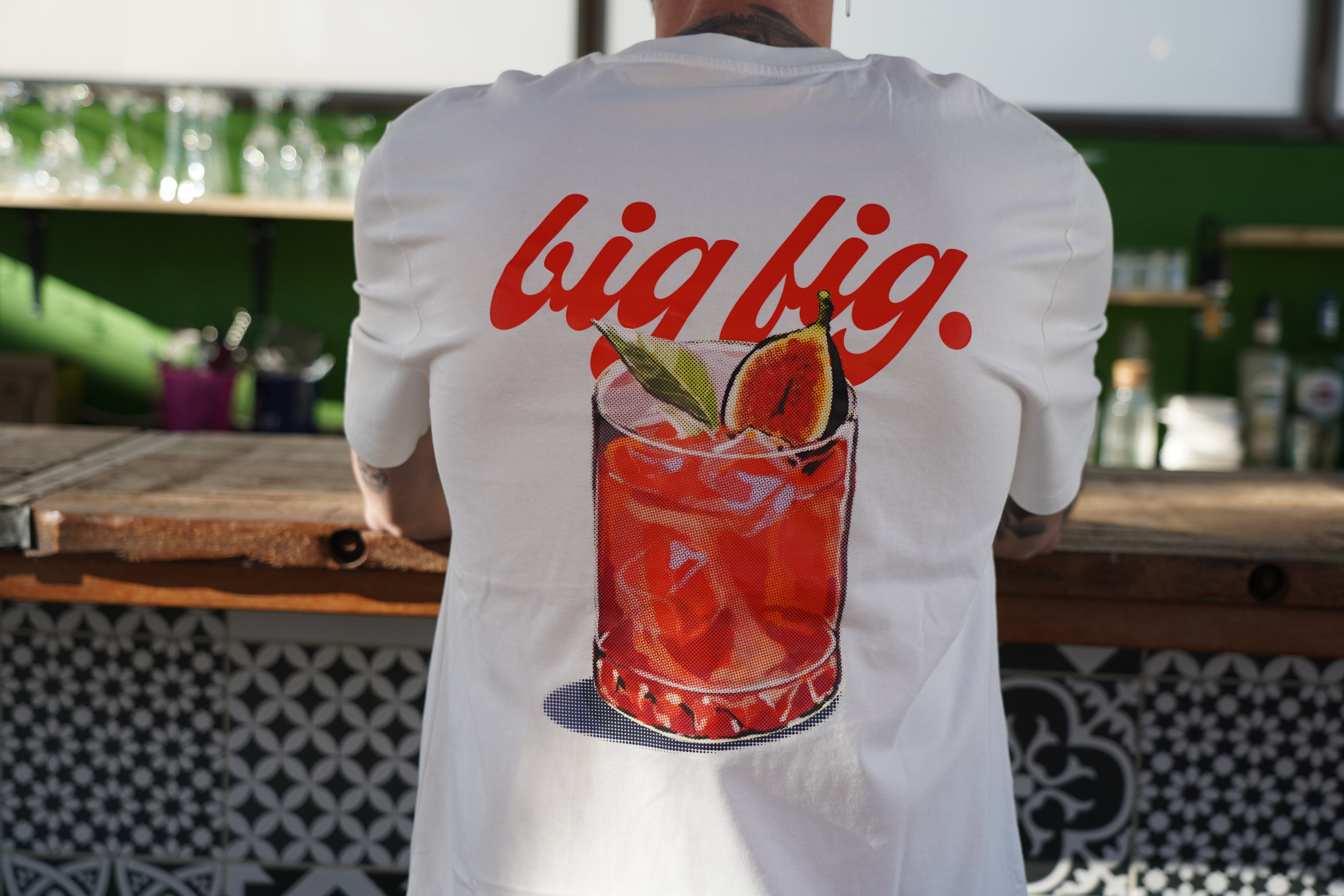 UNISEX T-SHIRT