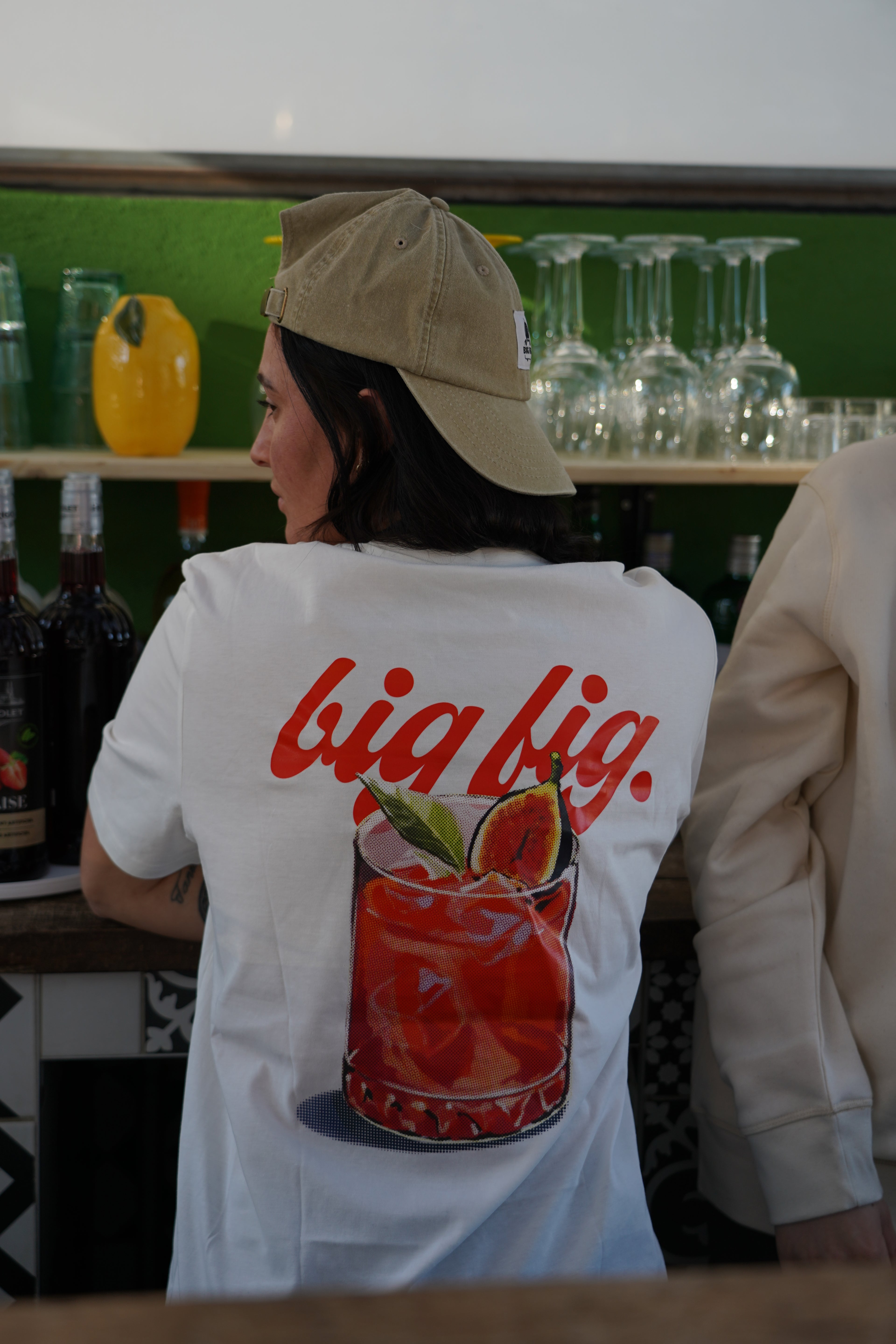 UNISEX T-SHIRT