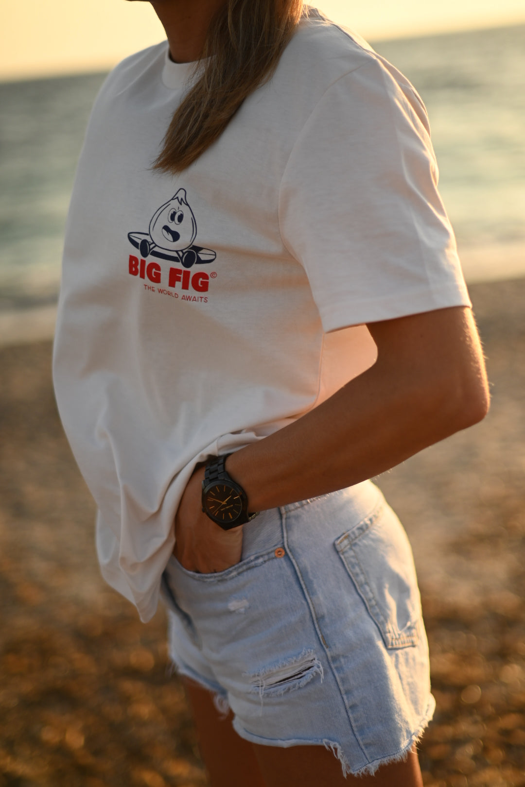 UNISEX T-SHIRT 