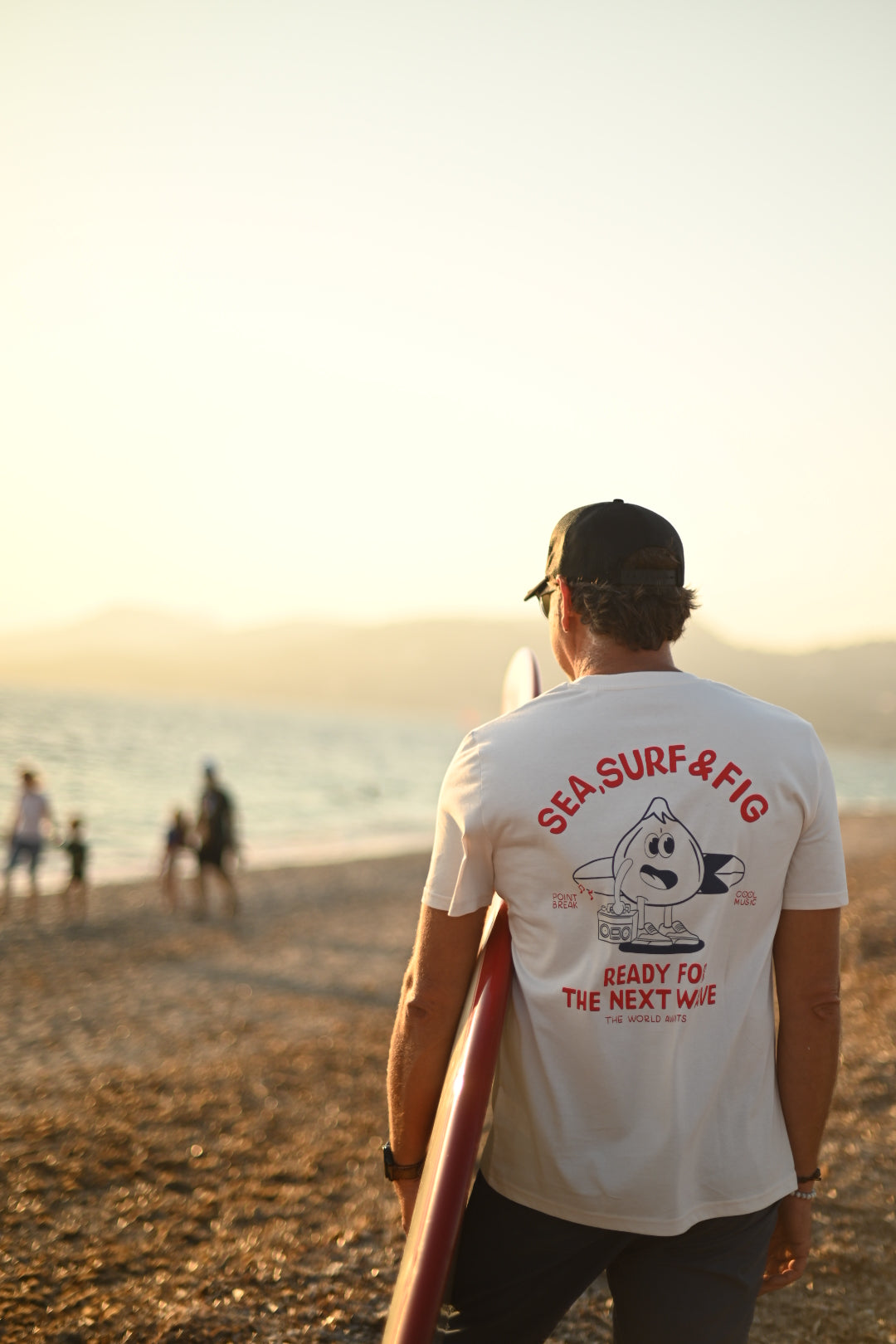 UNISEX T-SHIRT 